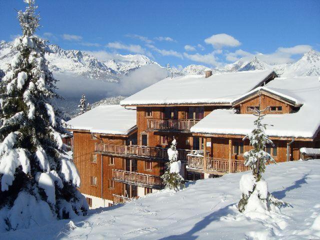 L'Erable at Les Chalets De Florence: Cozy Ski-In Apartment in Valfrejus Exterior photo